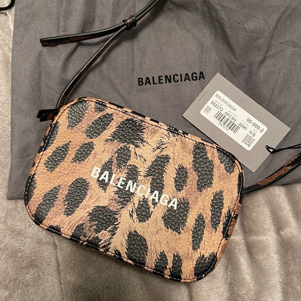 NWT Balenciaga calfskin logo printed leopard XS everyday camera bag